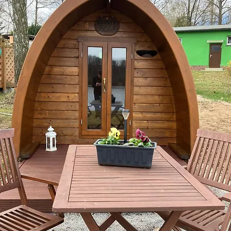 캠프장 Nr 5 Pod Mit Terrasse Und Seeblick Langenbernsdorf
